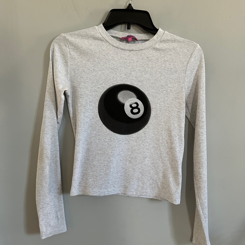 Edikted Light Gray Long Sleeve Tee with 8-Ball Graphic